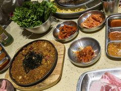 -安小胖韩国烤肉(财富广场画苑小区店)