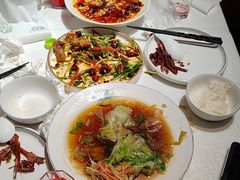-辣小妮de川菜馆(红旗Mall店)