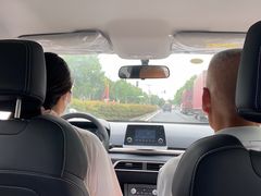 -上海恒通驾驶员培训学校训练场-地面停车场