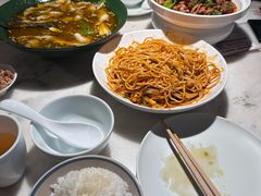-初蓉丨遇见新川菜(亲贤街荣耀店)