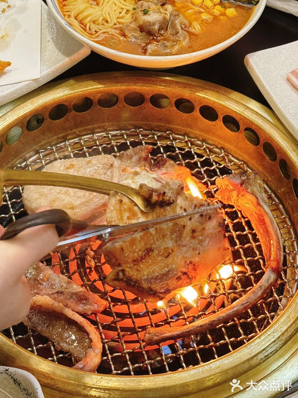 来上海怎么能不吃这家干式熟成烤肉餐厅！