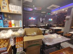 -老街烧烤大排档·地道湖北菜·龙虾馆(汉口火车站店)