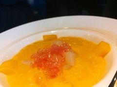 杨枝甘露-汤城小厨•粤菜•靓汤(苏州街店)