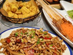 -威记烧嘢·南宁烧烤·超级生牛(绿地店)