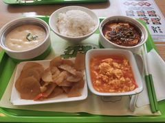 -老乡鸡(武汉中南梅苑小区地铁站店)