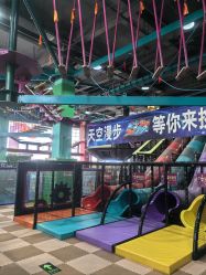 -欧酷世界动力星球(王府井奥莱UP TOWN店)