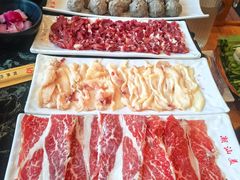 肉香四溢鲜吊龙-潮汕美牛肉丸火锅店(天宁寺店)