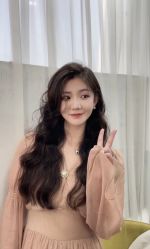 -丝语萱形象