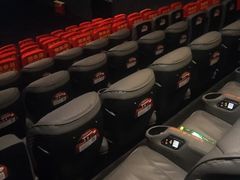 -万达影城(贵阳中大激光IMAX店)