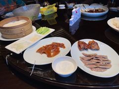 嘉府果木片皮鸭-上海苏宁宝丽嘉酒店·嘉府壹号中餐厅
