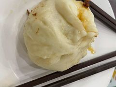 牛肉大葱包子-护国寺小吃(左家庄店)
