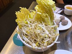 -胡须佬鸡煲四季火锅店(石厦西村直营店)