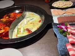 -九牧鱻·渝老鬼重庆火锅(人民路店)