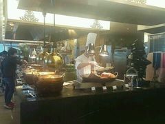 -圣丰索菲特·2 On 988 Café 自助餐厅
