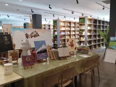 -魔方城市书房(中街益田店)