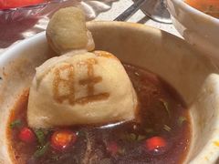 -海底捞火锅鲜切牛肉主题店(长寿路店)