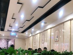 大堂-廖胖子美食城(人民路店)