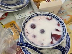 -广信牛奶甜品世家(台东店)