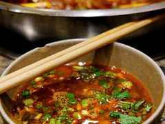 -肖肖酸萝卜鱼火锅(总店)