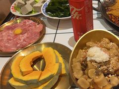 -旧街市鲜货老火锅(大光路店)