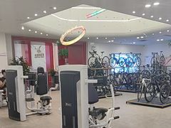 -英派斯健身旗舰店(海信国际中心馆)