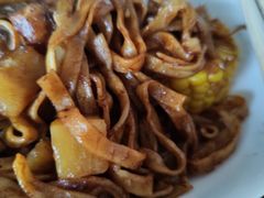可汗大骨焖面-内蒙焖面大盆骨餐馆(山大路店)