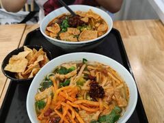 -螺小胖柳州螺蛳粉(钟楼总店)