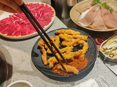 山城小酥肉-鸿姐老火锅·传统炒料(上海旗舰店)