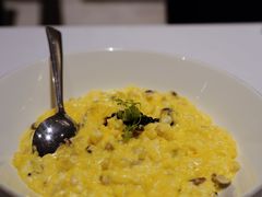 黑松露鹅肝炒蛋-Yan Ting 宴庭中餐厅(上海静安瑞吉酒店)