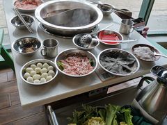 -憨铁匠老火锅(龙岗万科里店)