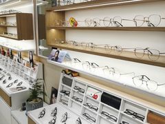-视野联行眼镜·蔡司授权店(长白万象汇店)