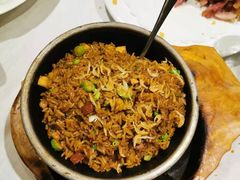 -宝燕海货工场(长江国际店)