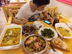 -乌镇那一年小院主题餐厅(甘泉西路店)