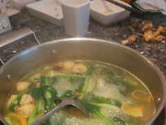 -一席地·本地鸡窝·杭帮鸡火锅(萧山银隆百货店)