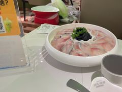 -洪氏嗨捞·广东猪肚鸡·椰子鸡火锅(西咸万象城店)