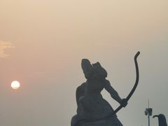 -巴陵广场