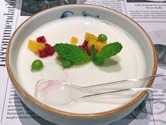 酸奶布丁-小大董·烤鸭(凤凰汇店)