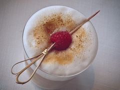 【24WI&nbsp;下午茶】萃果肉桂拿铁-悦厅·下午茶(杭州柏悦酒店)