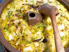 -雀舞云南菜(天津天河城购物中心店)