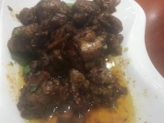 -老码头黑皮肘子锅包肉(赣水路店)