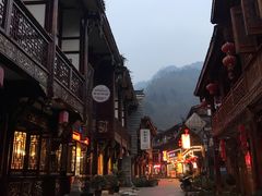 -华冠悠岚·庭院餐厅(青城后山店)