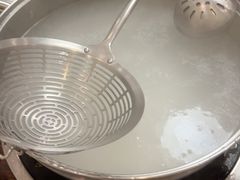 -正能量脆肉鲩火锅