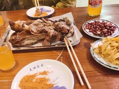 -破瓦寒窑·地摊烤羊排