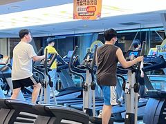 -超鹿运动(达信大厦店)