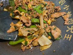 -费大厨辣椒炒肉(高铁吾悦广场店)