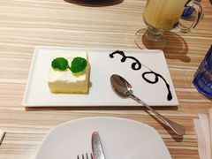 -必胜客(证大大拇指店)