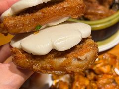 -莲餐厅·湖北菜·潜江小龙虾店(愚园路店)