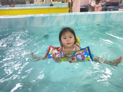 -小鸭先知婴儿游泳馆