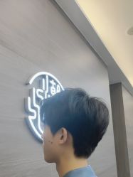-川和潮人