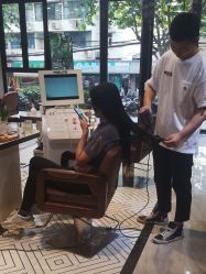 -PE SALON